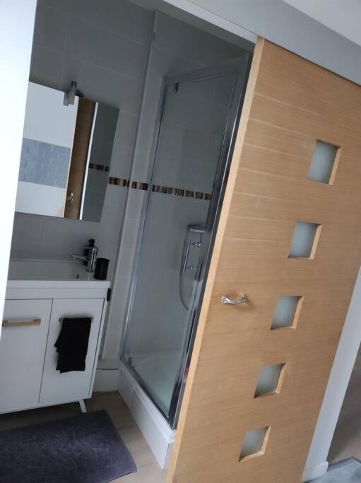 Ferienwohnung Smart House Airport Cdg, Asterix Louvres Exterior foto